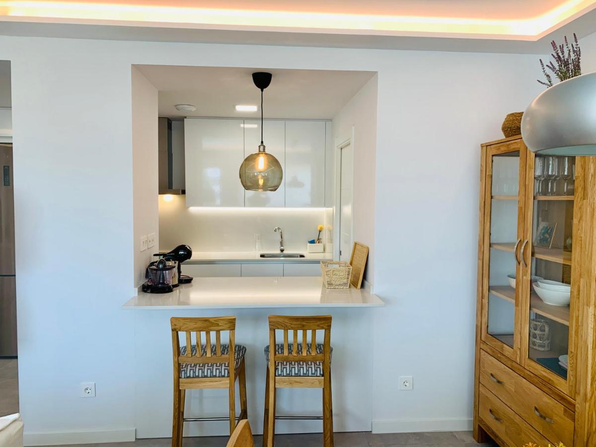 Sea View Luxury New Apartment Marbella Port Exteriör bild